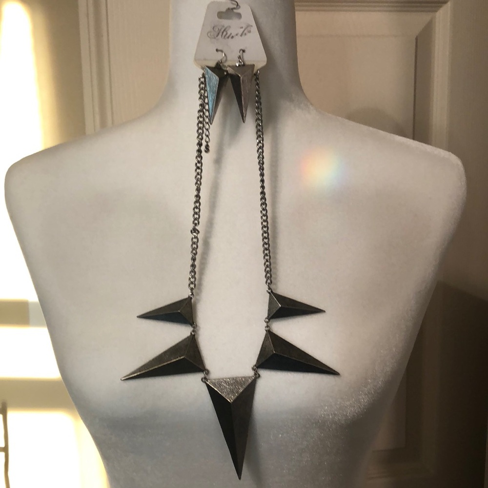 Three necklace bundle! - Picture 3 of 7
